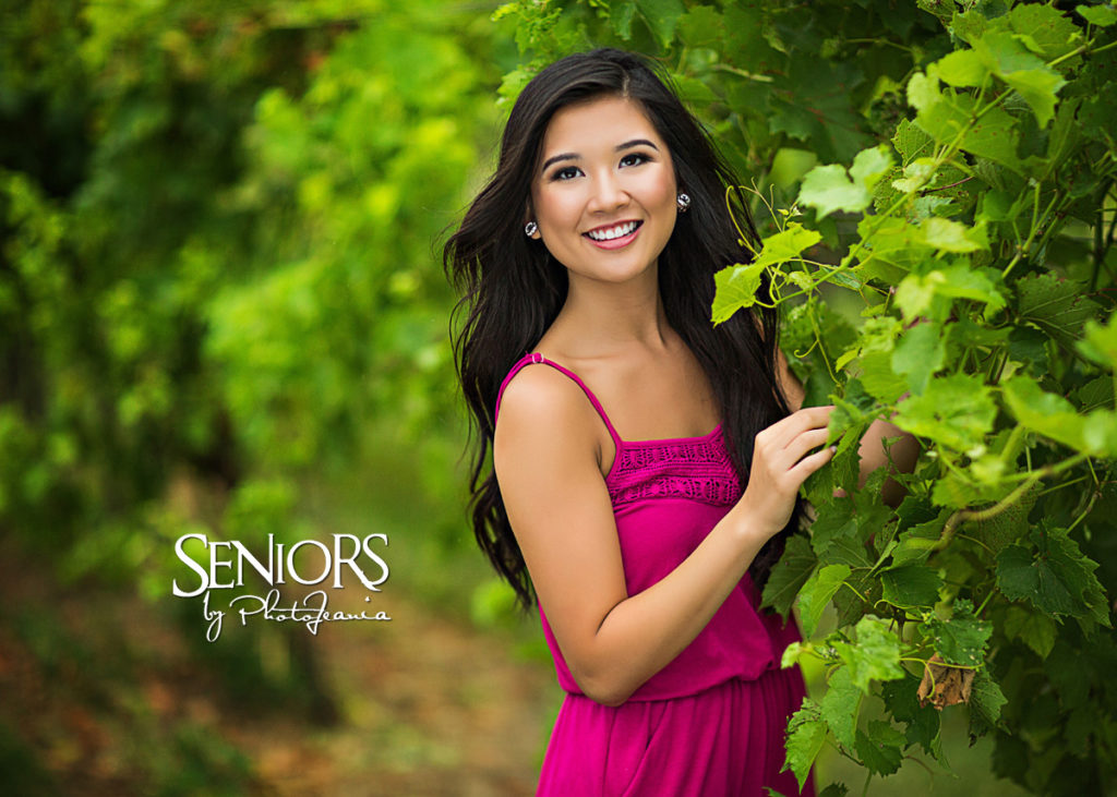 Nature Senior Picture Ideas Vineyard